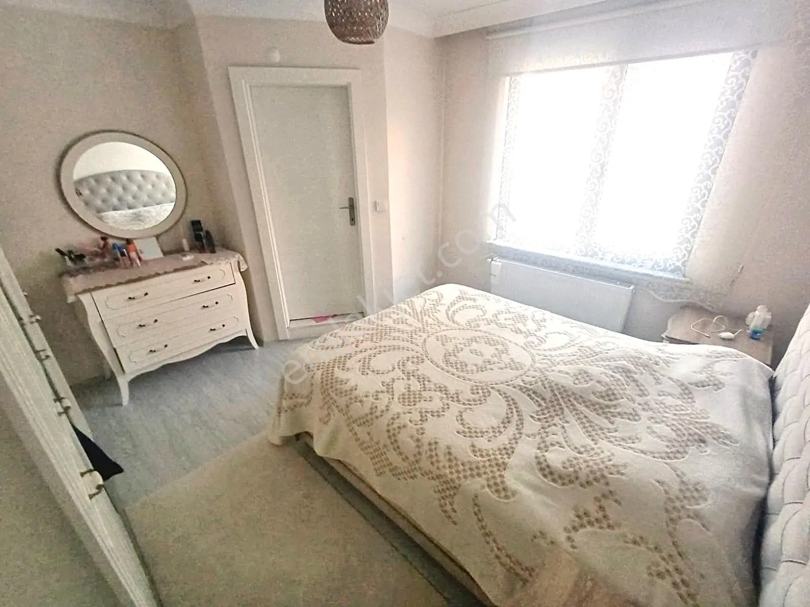 Home And Cardan Edremitde Ön Cephe Lüks 1+1 Kiralık Daire - Görsel 2