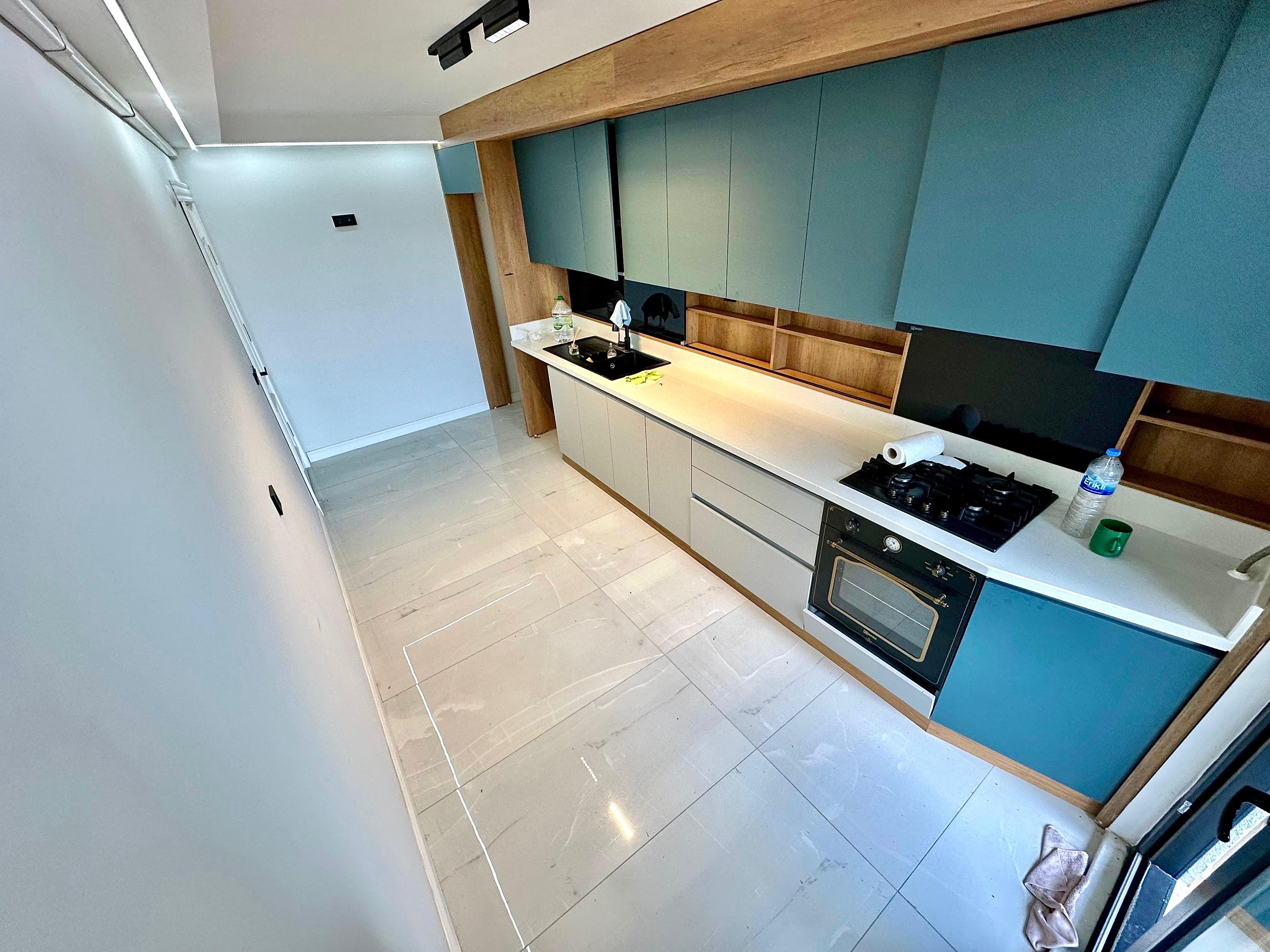 HOME AND CAR'DAN KADIKÖY'DE MANZARALI 2+1 LÜKS SATILIK DAİRE