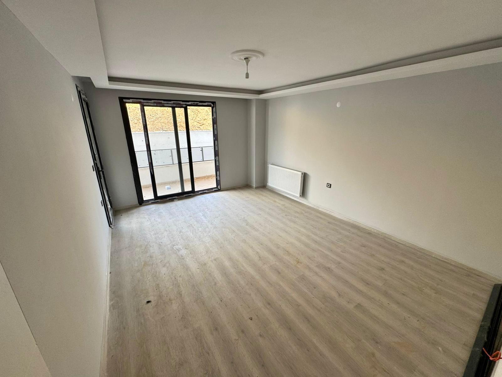 HOME AND CAR'DAN EDREMİTE AYRI MUTFAKLI ARA KAT 2+1 SIFIR DAİRE - Görsel 4