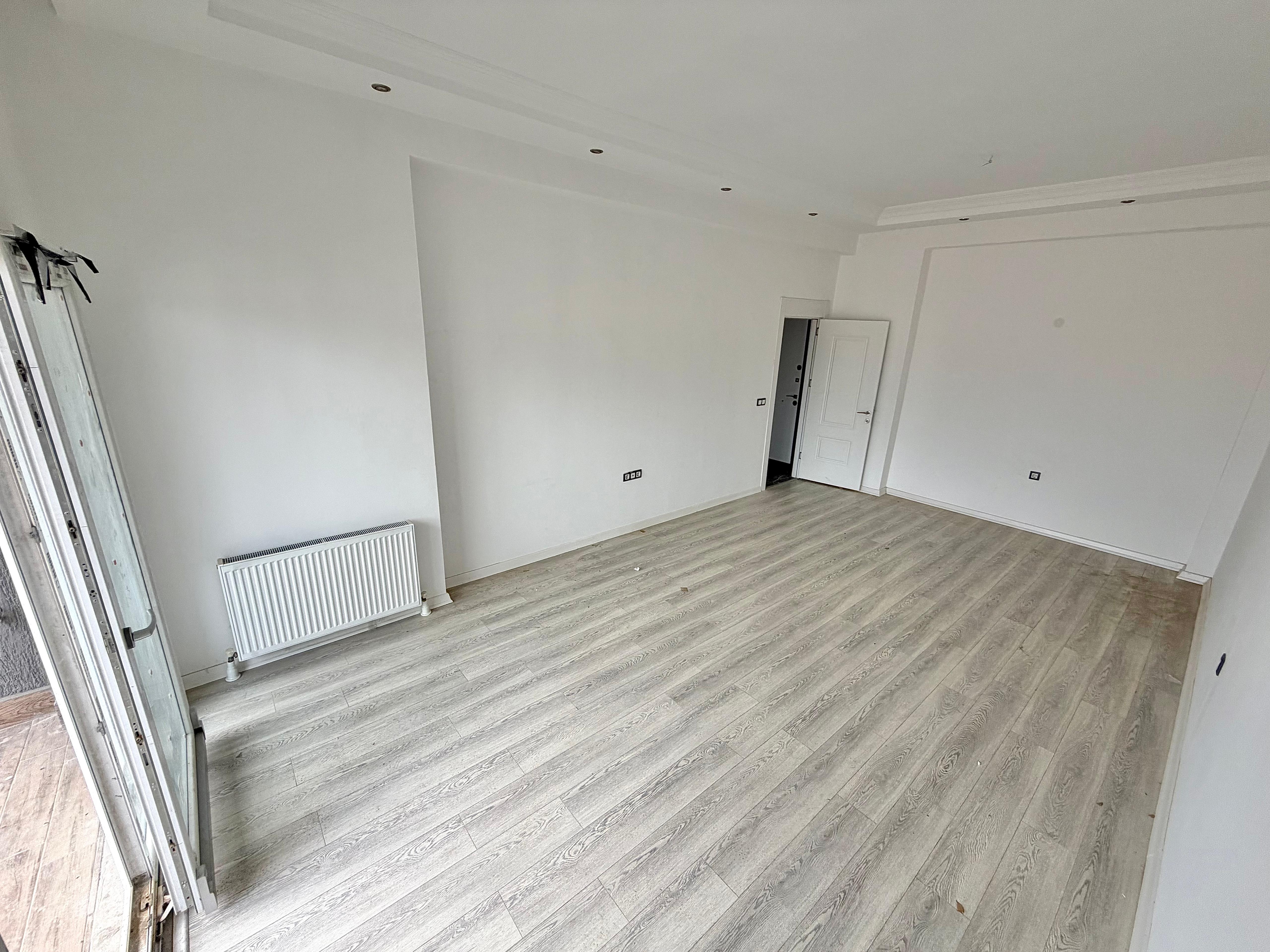 KADIKÖY'DE DOĞALGAZLI ÖN CEPHE ULTRA LÜKS SİTEDE 2+1 DAİRE - Görsel 4