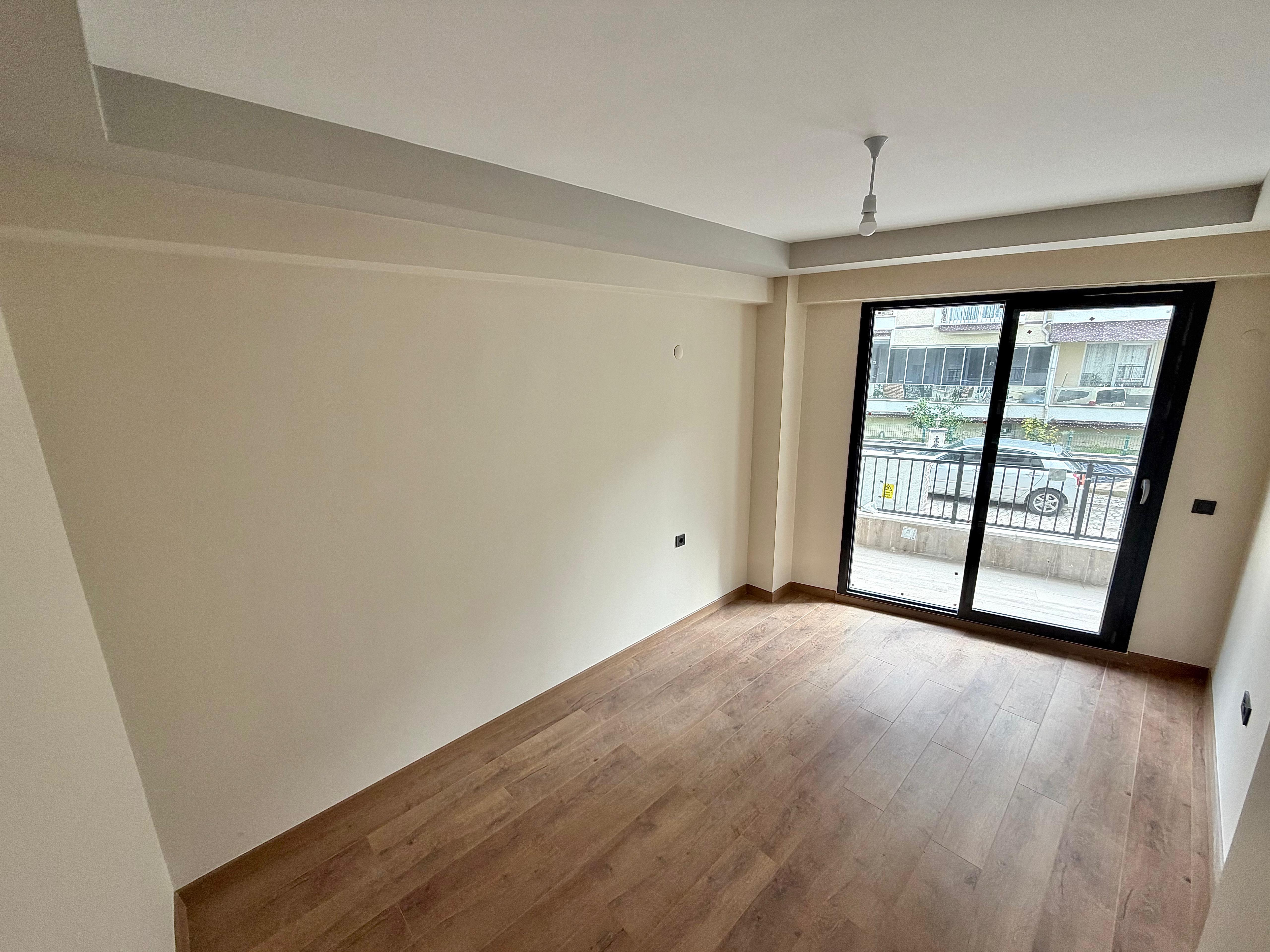 EDREMİT CENNETAYAĞIN'DA ARA KAT DOĞAGAZLI 2+1 SIFIR DAİRE! - Görsel 3